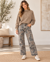 Load image into Gallery viewer, Camo Pattern Casual Jeans