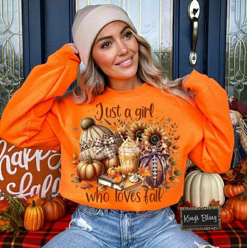 Just a Girl Who Loves Fall