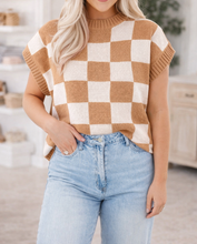 Load image into Gallery viewer, Beige Colorblock Ribbed Trim Sweater March.
