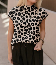 Load image into Gallery viewer, Black Leopard Sweater
