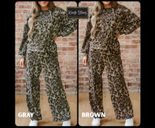 Load image into Gallery viewer, Cozy Leopard Patchwork Set

