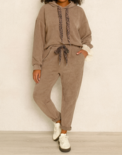 Load image into Gallery viewer, Leopard Drawstring Set RTS
